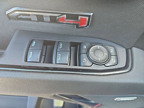 Certified 2024 GMC Sierra 1500 AT4 w/ Technology Package AWD/4WD image 33