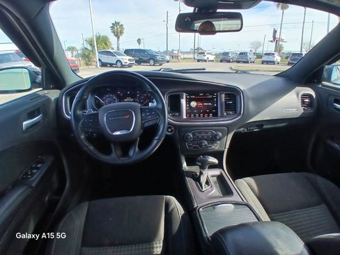Used 2018 Dodge Charger GT w/ Blacktop Package image 25