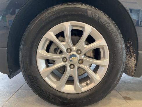 Used 2021 Chevrolet Equinox LT image 9