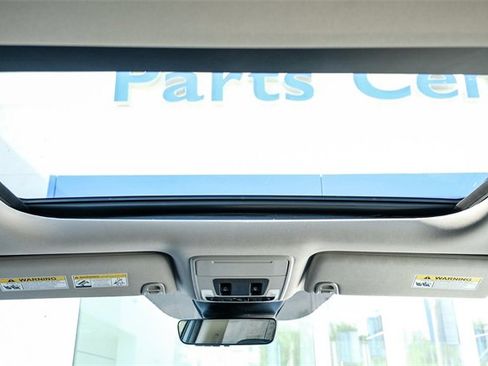 New 2025 Honda Pilot Touring image 23