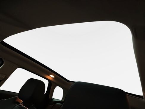 Used 2012 Land Rover Range Rover Evoque Pure Plus image 32