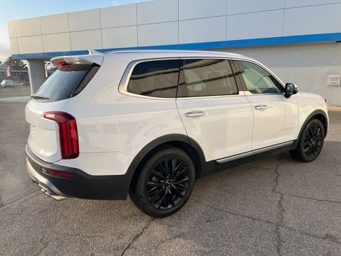 Used 2022 Kia Telluride SX w/ Towing Package image 5