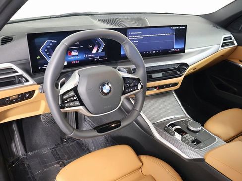Used 2025 BMW 330i Sedan w/ Convenience Package image 7