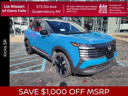 New 2026 Nissan Kicks SR w/ Cold Weather Package