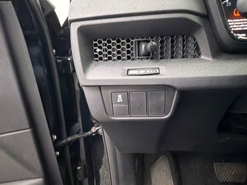 Used 2024 Honda CR-V Sport image 33