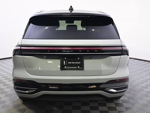 New 2026 Lincoln Nautilus Reserve image 5