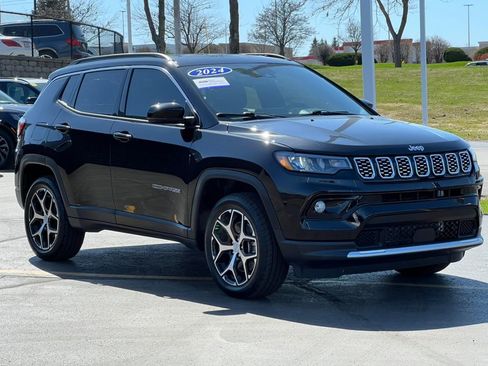Used 2024 Jeep Compass Limited AWD/4WD image 33