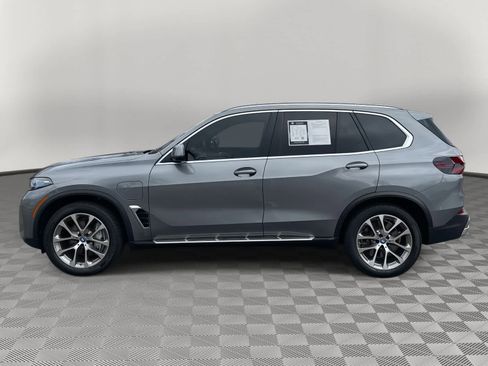 Used 2025 BMW X5 xDrive50e image 8
