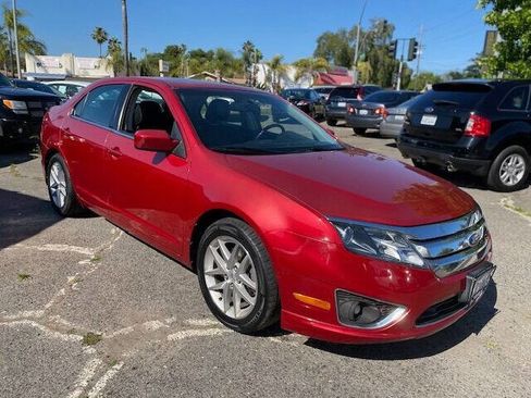 Used 2010 Ford Fusion SEL image 3