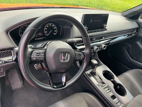 Used 2023 Honda Civic Sport image 27
