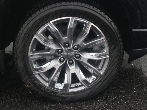 New 2026 GMC Sierra 1500 Denali w/ Denali Reserve Package image 9