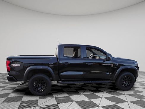 Certified 2023 Chevrolet Colorado Trail Boss w/ Technology Package AWD/4WD image 8
