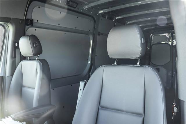 New 2027 Mercedes-Benz Sprinter 2500 image 12