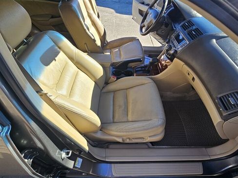 Used 2006 Honda Accord EX image 9
