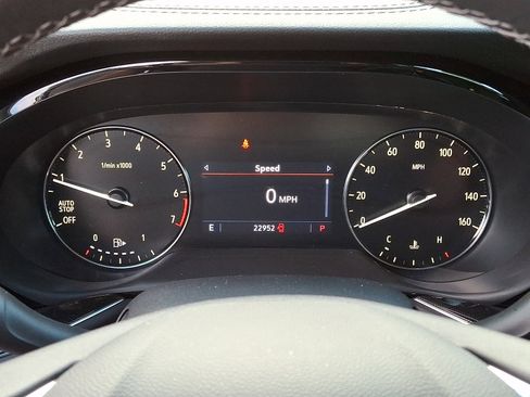 Certified 2022 Buick Envision Preferred FWD image 24
