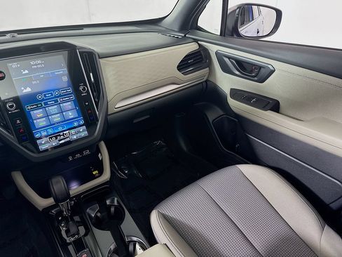 Used 2026 Subaru Forester Premium AWD/4WD image 23