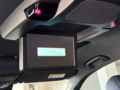 Certified 2022 Honda Pilot Black Edition image 19