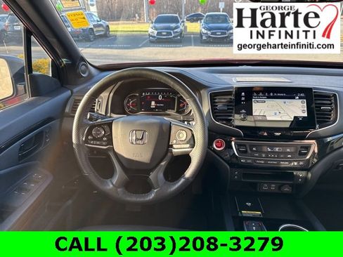 Used 2024 Honda Passport Black Edition image 17