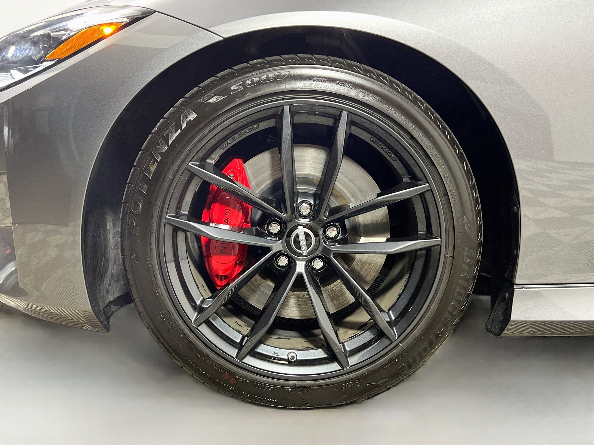 Used 2025 Nissan Z Performance w/ Floor Mat Package RWD image 14
