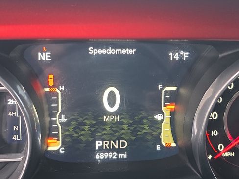 Used 2018 Jeep Wrangler Unlimited Rubicon image 24