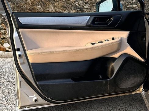 Used 2016 Subaru Legacy 2.5i image 21