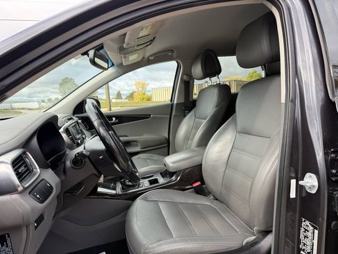 Used 2016 Kia Sorento EX image 14