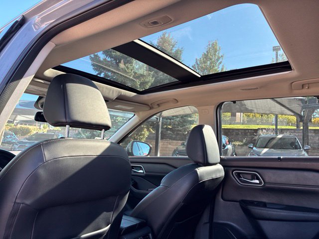 Used 2021 Nissan Rogue SL w/ Premium Package AWD/4WD image 27