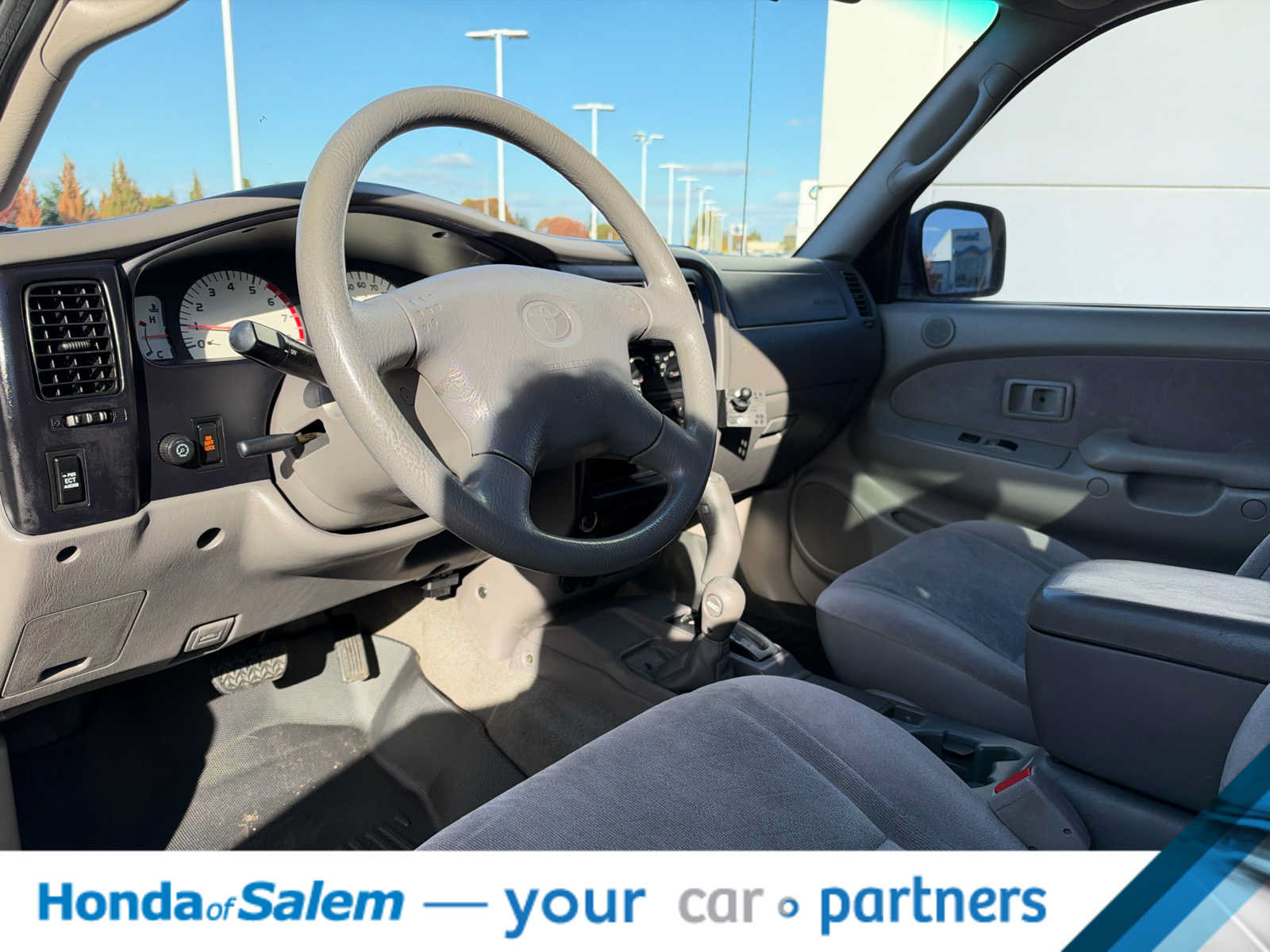 Used 2002 Toyota Tacoma 4x4 Double Cab image 2