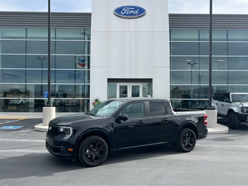Used 2025 Ford Maverick Lobo AWD/4WD image 1