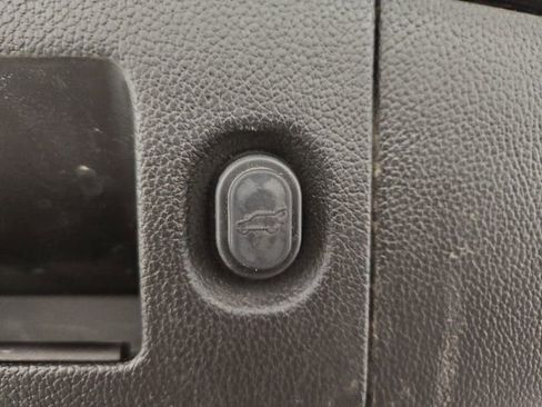 Used 2017 GMC Yukon Denali w/ Open Road Package image 17