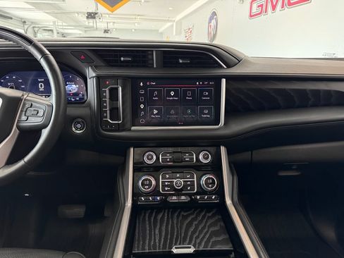 Certified 2024 GMC Yukon XL Denali w/ Denali Reserve Package AWD/4WD image 22