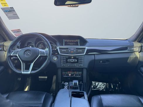 Used 2013 Mercedes-Benz E 63 AMG AMG Sedan image 10