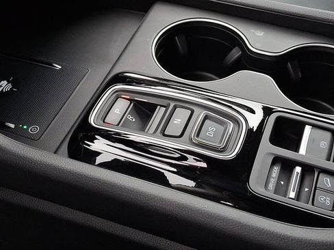 Certified 2025 Honda Pilot EX-L image 16