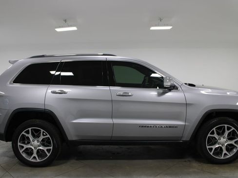 Used 2021 Jeep Grand Cherokee Limited image 11