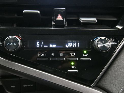 Certified 2023 Toyota Camry SE w/ Convenience Package AWD/4WD image 15