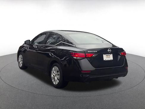 Used 2025 Nissan Sentra S image 11