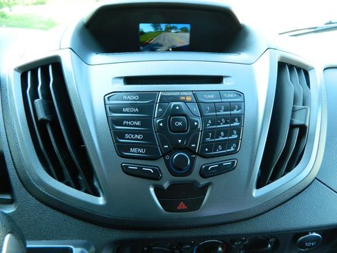 Used 2019 Ford Transit 250 130 Low Roof image 16