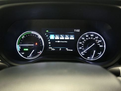 Used 2021 Toyota Sienna Limited FWD image 16
