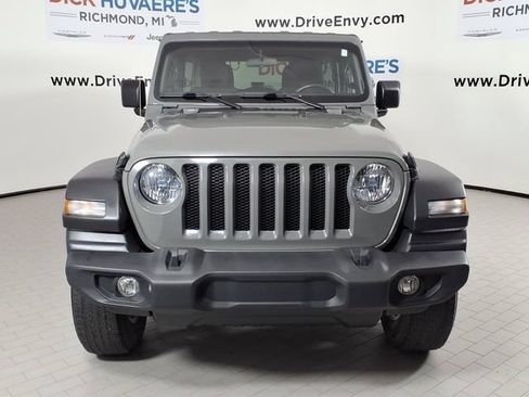 Used 2022 Jeep Wrangler Unlimited Sport AWD/4WD image 2