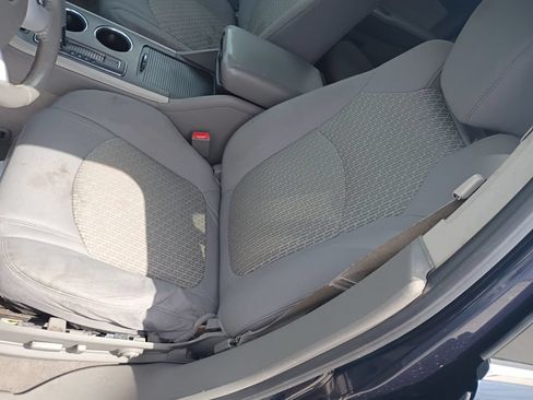 Used 2012 Chevrolet Traverse LT FWD image 20
