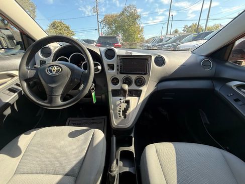 Used 2009 Toyota Matrix image 9