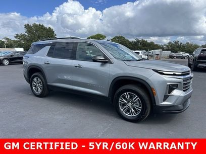 Certified 2025 Chevrolet Traverse LT