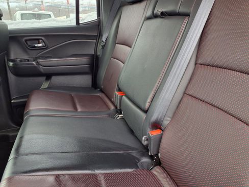 Used 2017 Honda Ridgeline Black Edition image 7