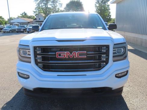 Used 2016 GMC Sierra 1500 SLT w/ All Terrain X Package AWD/4WD image 10