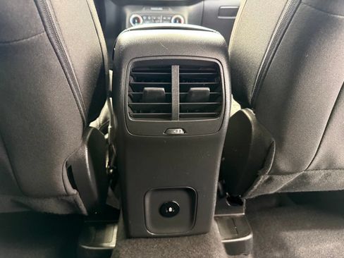 Used 2024 Ford Escape Active AWD/4WD image 32