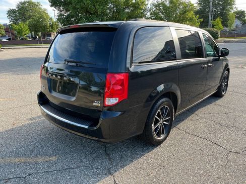 Used 2018 Dodge Grand Caravan GT image 7