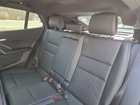 Used 2025 BMW X2 xDrive28i image 13