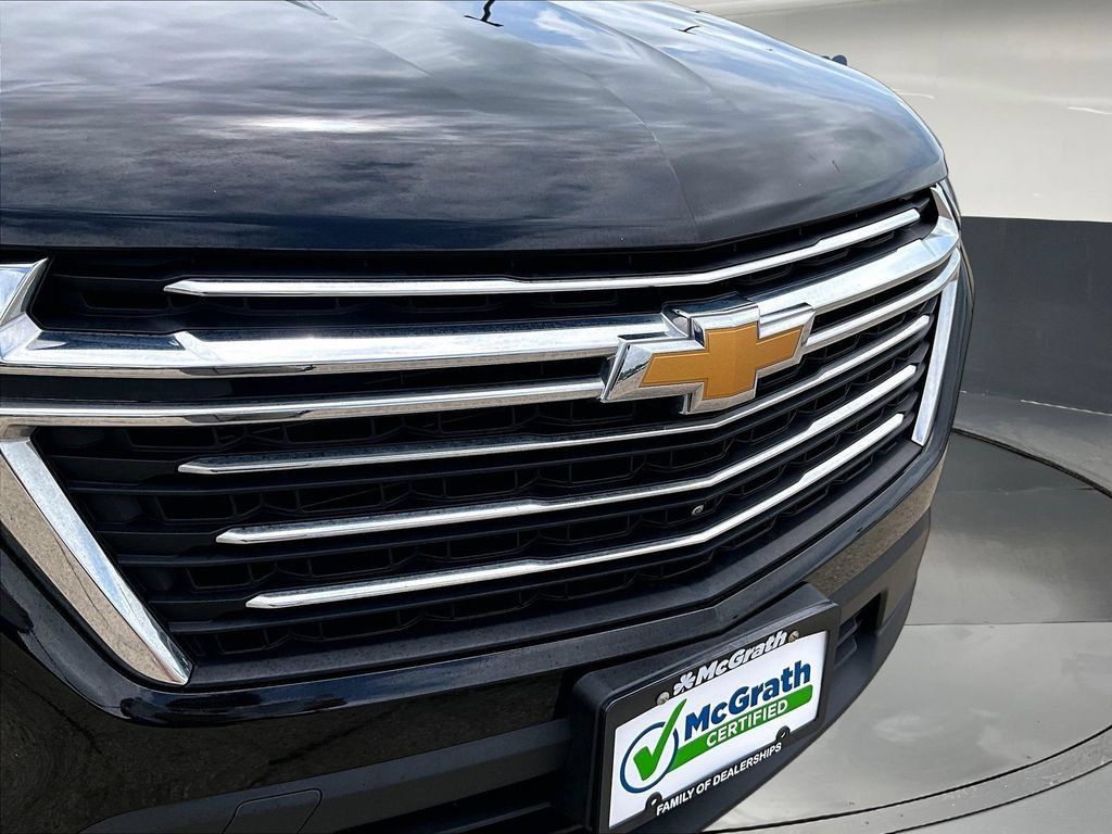 Used 2023 Chevrolet Traverse LT w/ LT Premium Package AWD/4WD image 36