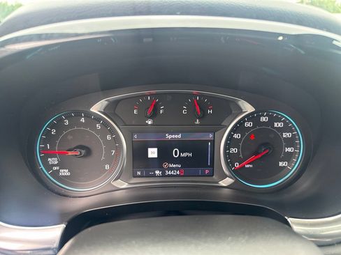 Used 2023 Chevrolet Traverse LT w/ LT Premium Package AWD/4WD image 39