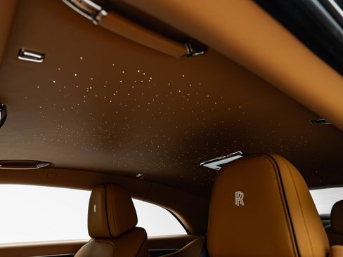 Used 2024 Rolls-Royce Spectre w/ Spectre Launch Package AWD/4WD image 5